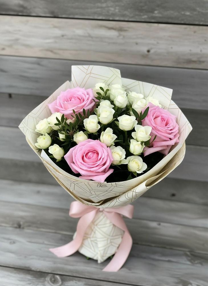 Букет цветов из: Розы в Тонкино