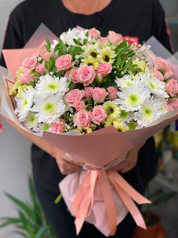 Букет цветов из: Розы и Хризантемы в Тонкино
