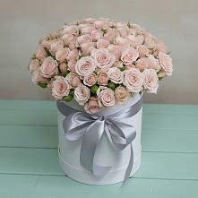 Цветочная композиция из Розы в шляпной коробке в Тонкино