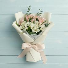 Букет цветов из:  Альстромерии #REPLACE_PRED# Тонкино