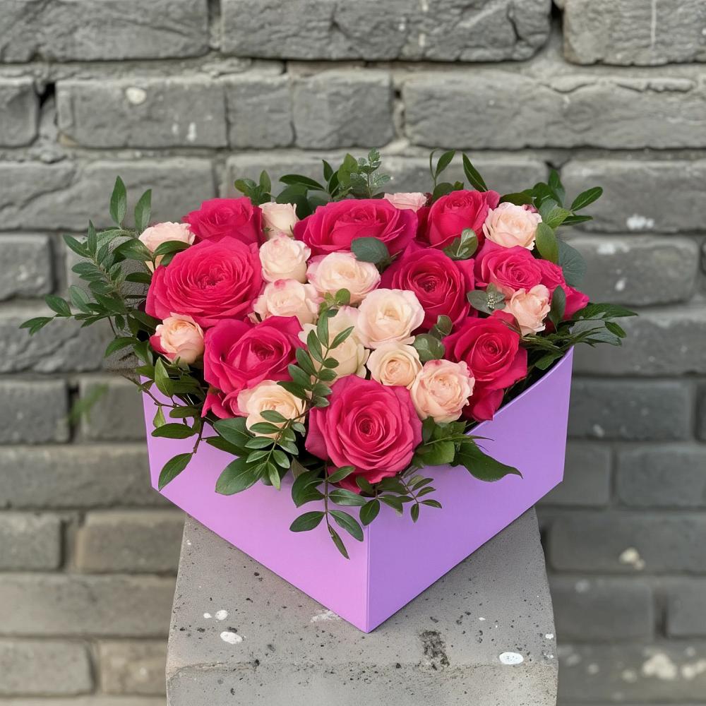 Цветочная композиция из Розы в коробке в Тонкино