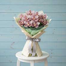 Букет цветов из:  Орхидеи и Розы в Тонкино