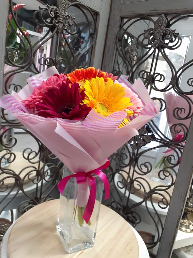 Букет цветов из: Герберы в Тонкино