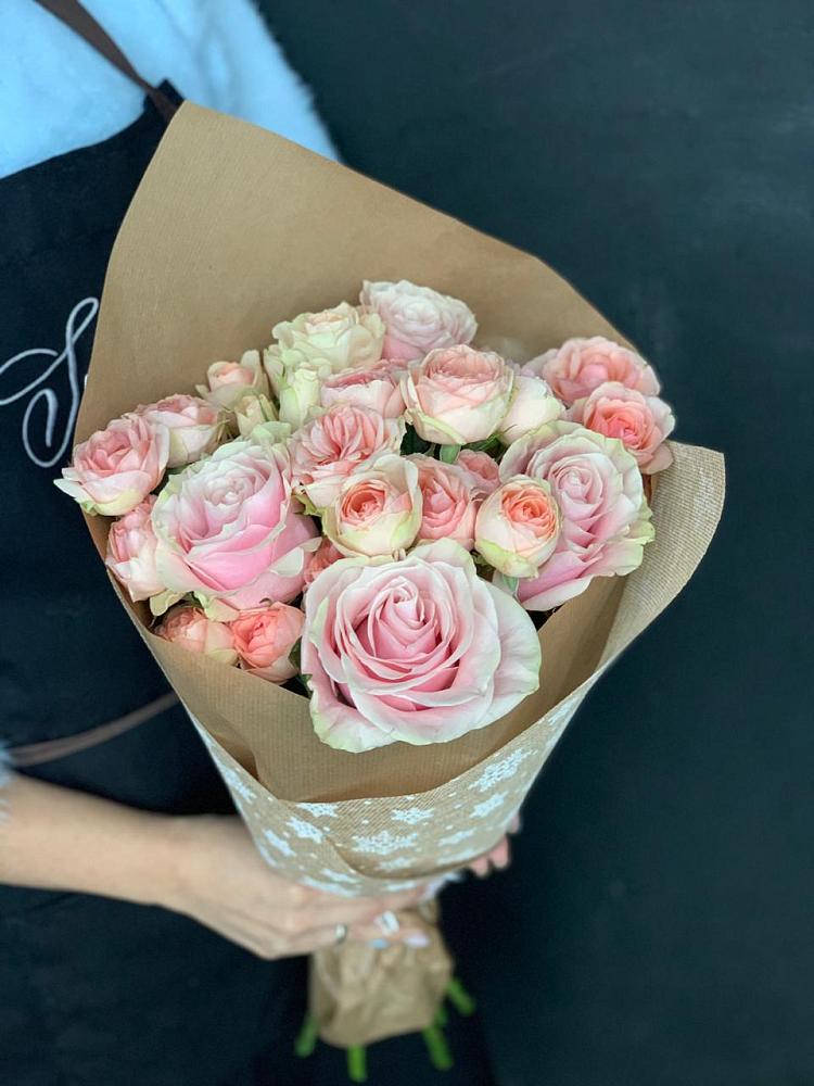 Букет цветов из: Хризантемы и Розы в Тонкино