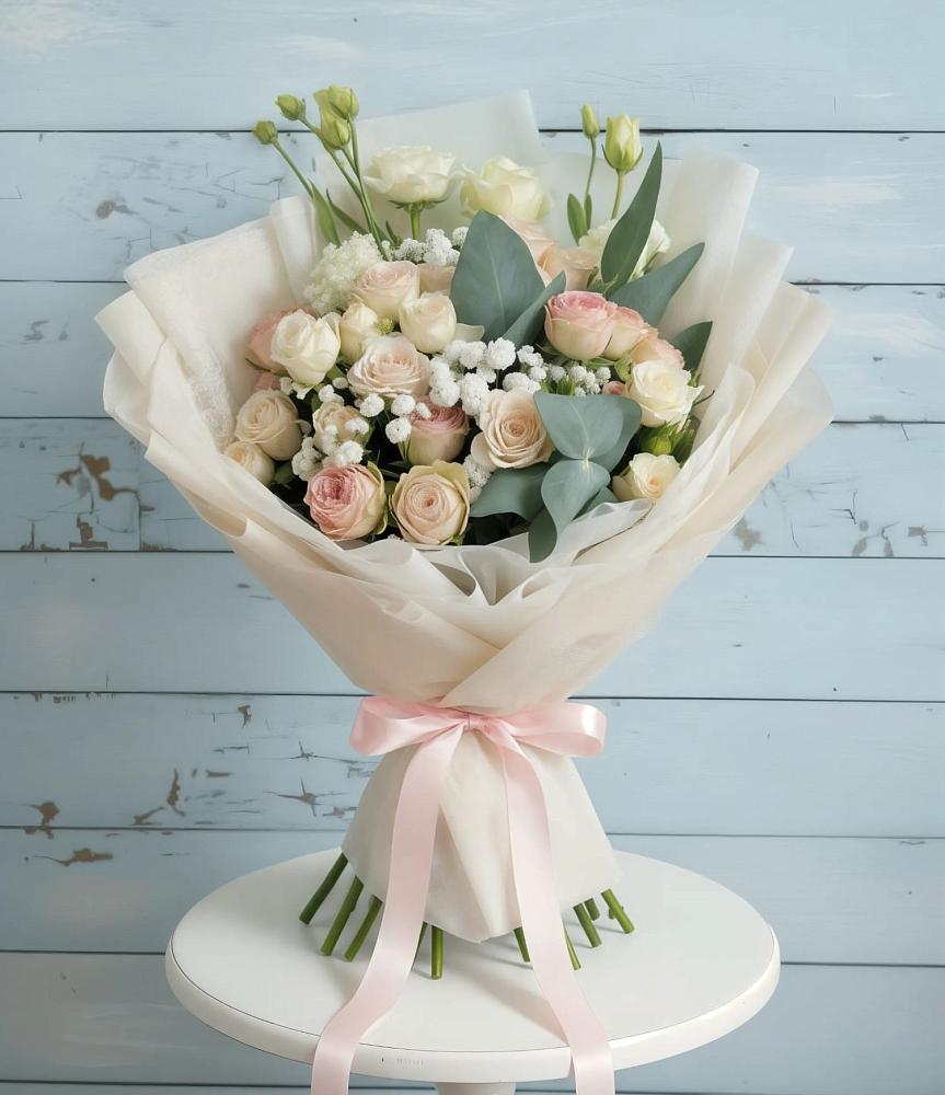 Букет цветов из: Розы и Лизиантусы в Тонкино