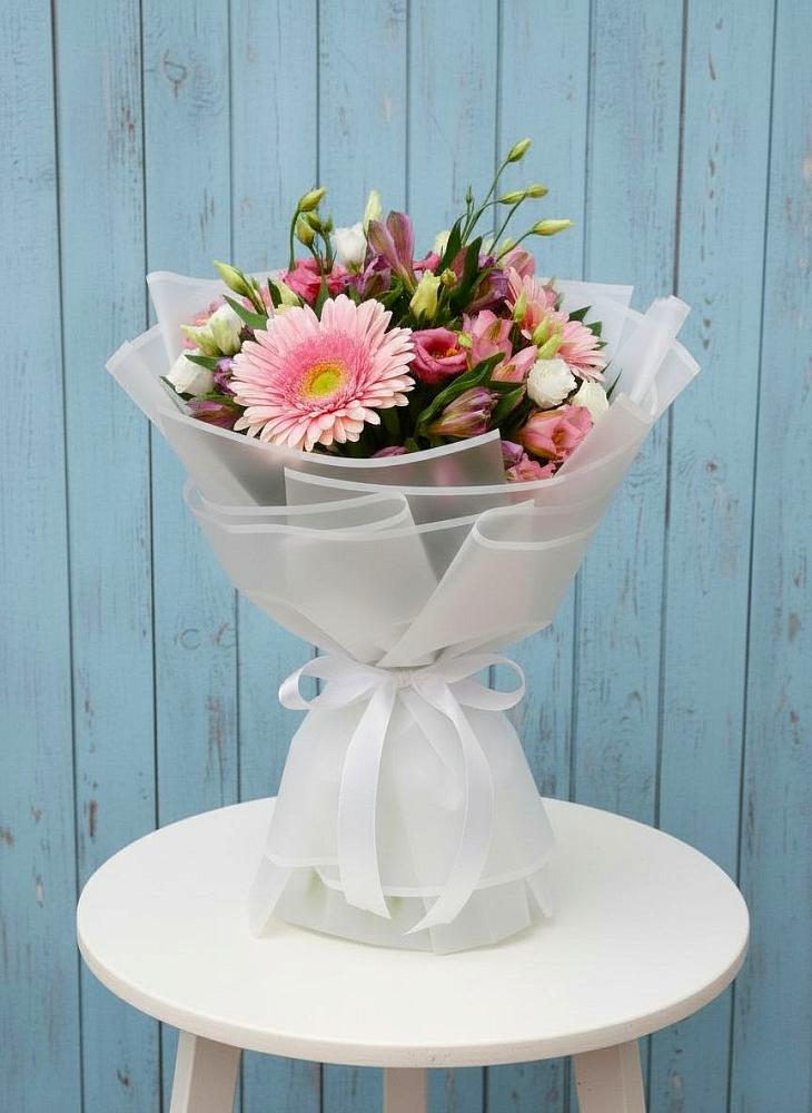 Букет цветов из: Герберы, Альстромерии и Лизиантусы в Тонкино