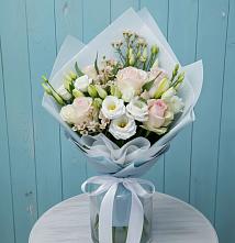 Букет цветов из:  Розы и Лизиантусы в Тонкино