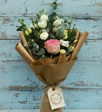 Букет цветов из:  Розы и Лизиантусы в Тонкино
