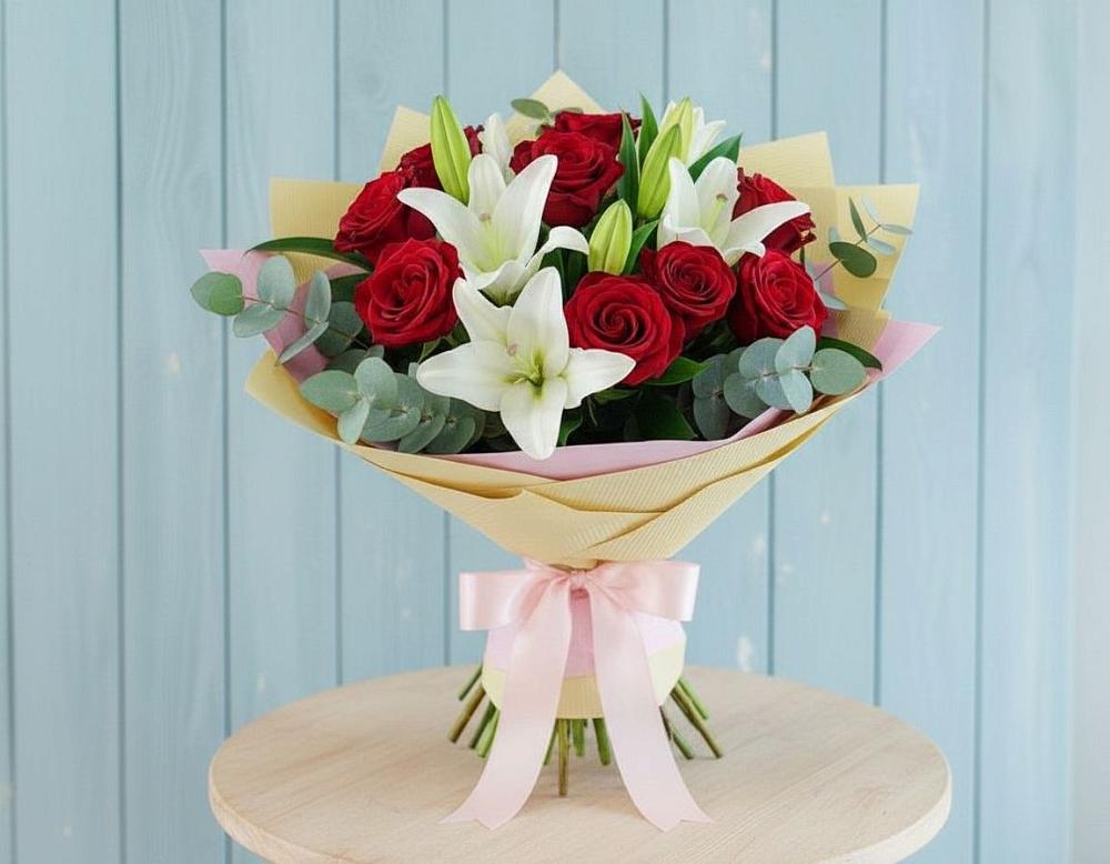 Букет цветов из: Лилии и Розы в Тонкино